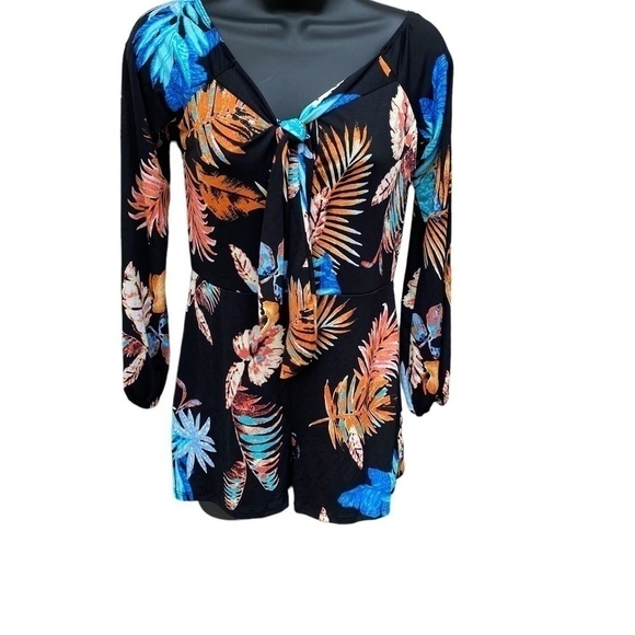 Fashion Nova Palm Tree Paradise Romper Size Large Head Turner Stretchy Comfy NWT - Picture 9 of 16